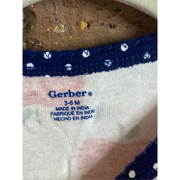 Gerber - Red Apple Print, Polkadot - One-Piece Sleeper Baby Size 3-6 Months - Picture 4 of 6